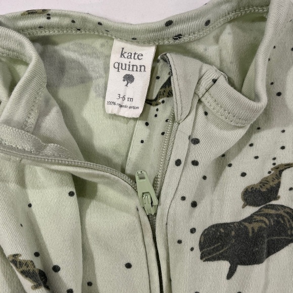 Kate Quinn Zip Footie Onesie, Green Beluga 3-6M - Picture 3 of 3